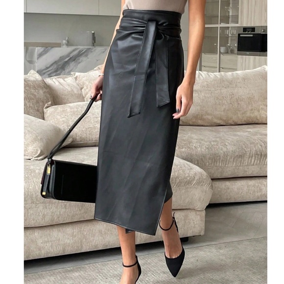 Classic Vegan Leather Belted High waisted Midi Skirt - Picture 4 of 6